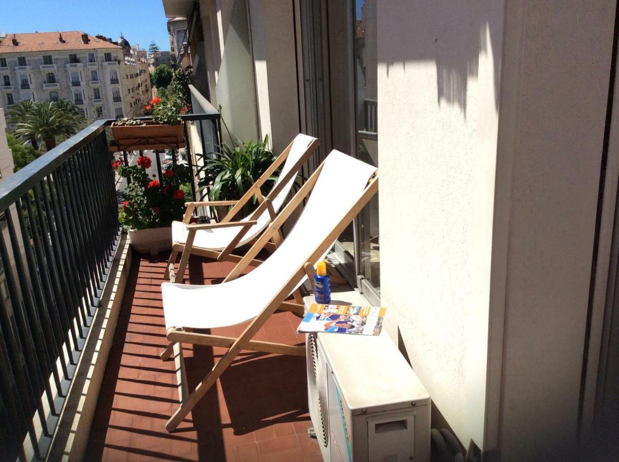 Place Mozart Holiday Apartment Ница Екстериор снимка
